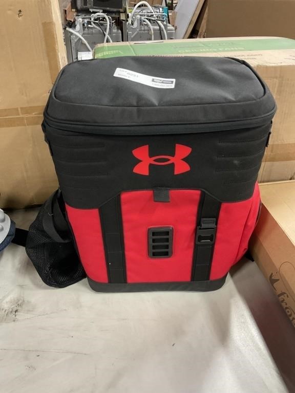 UNDER ARMOUR BACKPACK COOLER RED **APPEARS NEW,