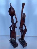2 Wooden African Statues