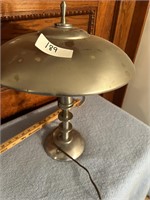 Metal desk lamp
