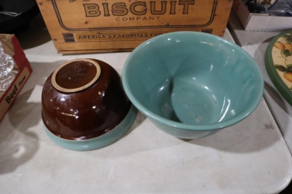 REDWING & OTHER VINTAGE MIXING BOWLS