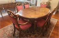 HERITAGE FURN DINING TABLE AND 6 UPHOLSTERED CHAIR