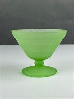 Green uranium depression cup