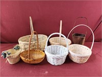Lot of 7 baskets assorted sizes
