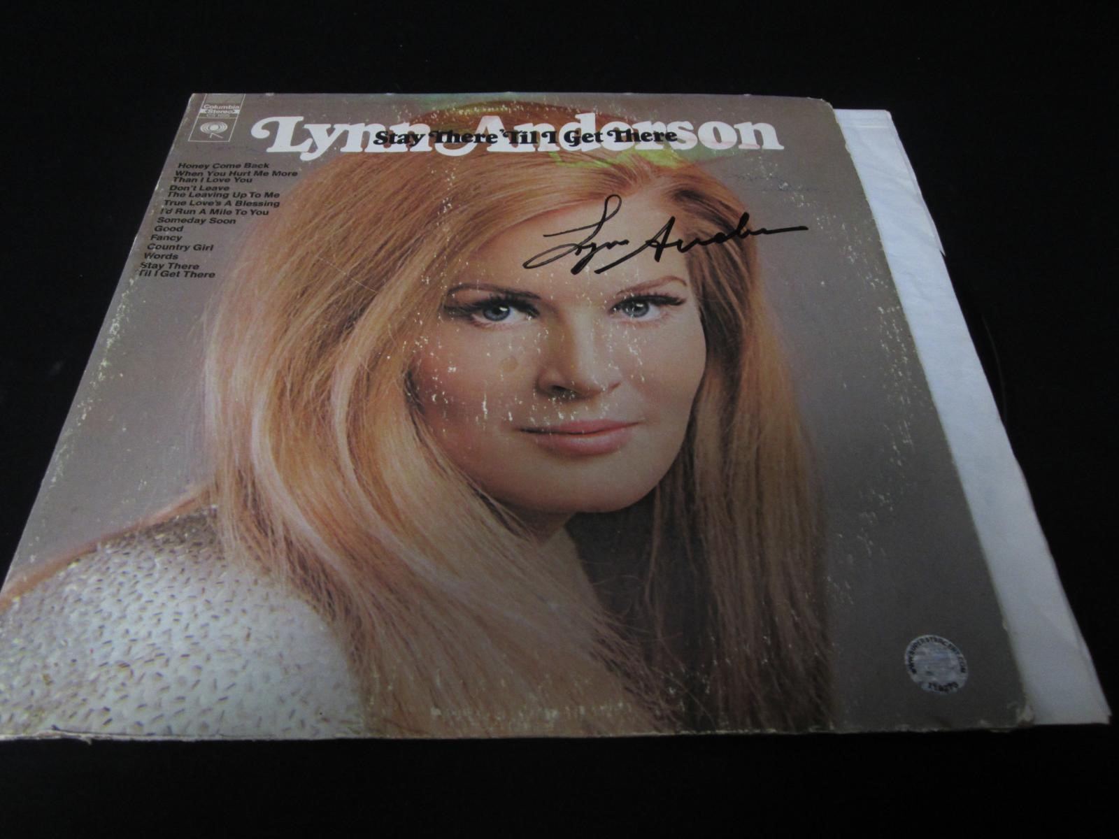 LYNN ANDERSON SIGNED ALBUM COVER COA