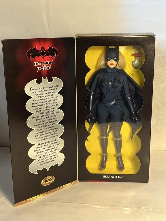 BATGIRL ACTION FIGURE BY KENNER