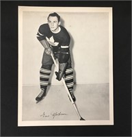 1945-54 Quaker Oats Hockey Photo Gus Mortson