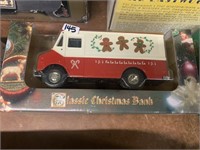 CLASSIC CHRISTMAS BANK