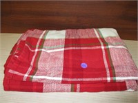 Clean Plaid Tablecloth