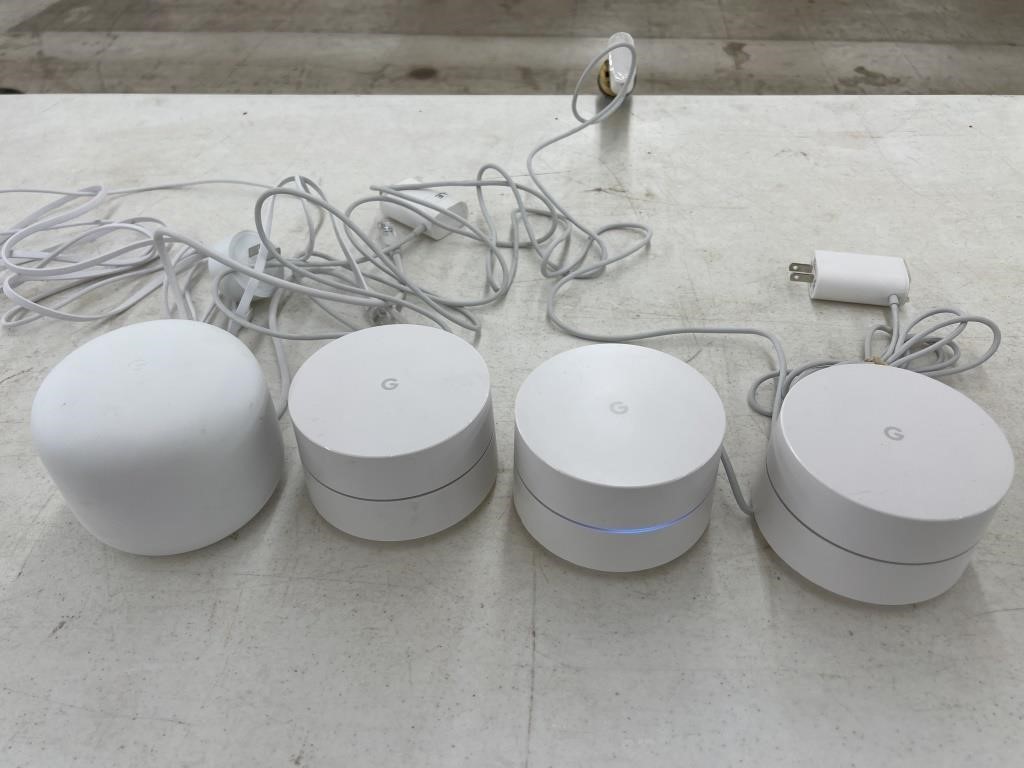 Google Wifi System (powers on)