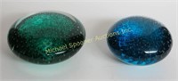 TWO SIGNED IAN FORBES ART GLASS PAPERWEIGHTS