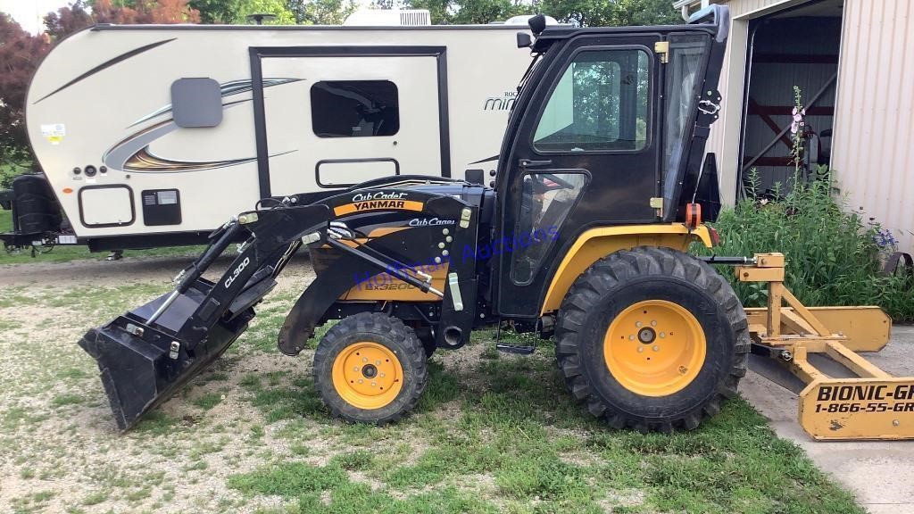 2009 Cub Cadet Yanmar ES 3200, tractor, cab, 60”