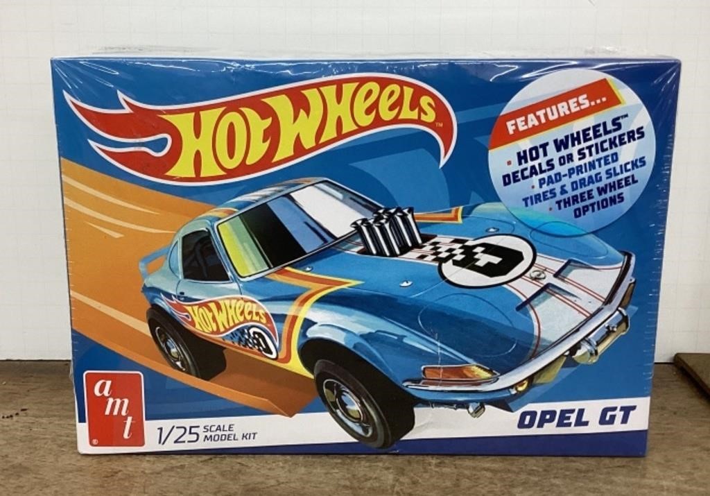 Sealed AMT Hot Wheels model kit