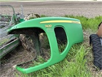 JD 7430 Premium Tractor Hood