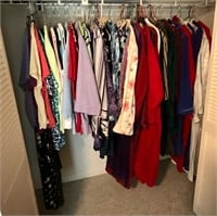 Ladies Clothes Closet Lot