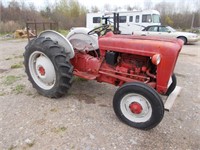 Ford 600 Tractor, Runs Great
