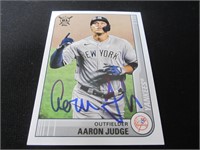 AARON JUDGE SIGNED SPORTS CARD WITH COA