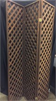 Wooden Lattice Screen Divider