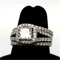 Stunning Platinum wedding ring, size 6 with addit