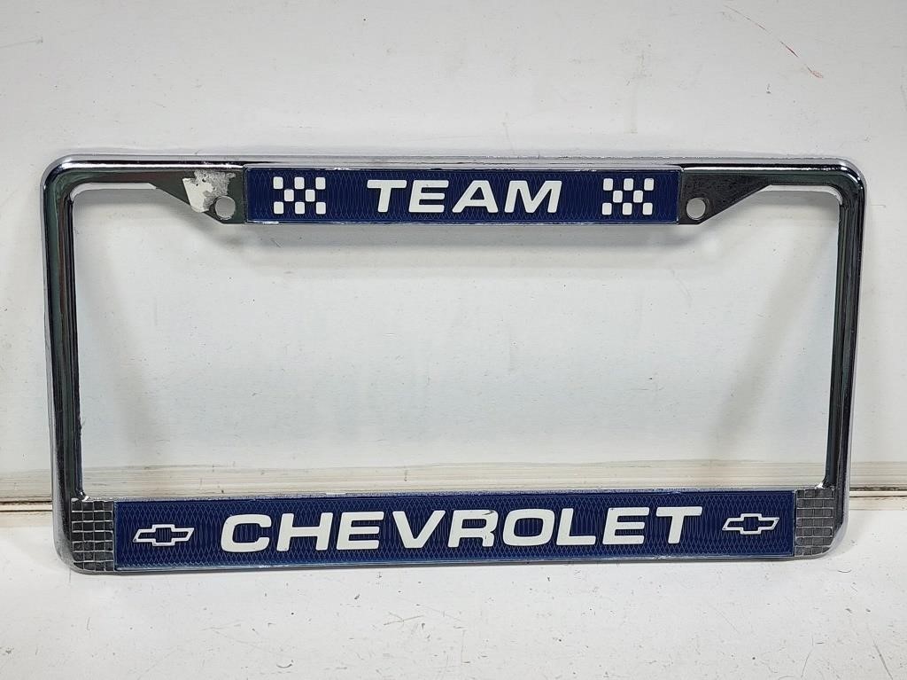 Team Chevrolet Metal License Plate Bracket