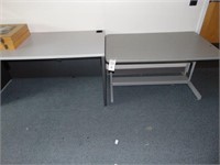 2 desks