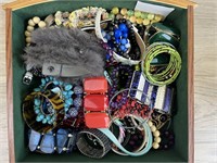 Miscellaneous Jewelry Lot