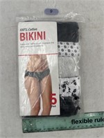 NEW Women’s 9 5ct Bikini Underwear