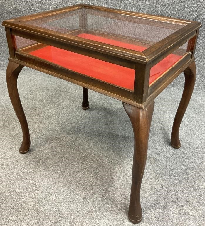 Mahogany Tone Display Table