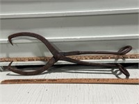 LONG HANDLE ICE / RAIL ROAD TIE TONGS CAST IRON