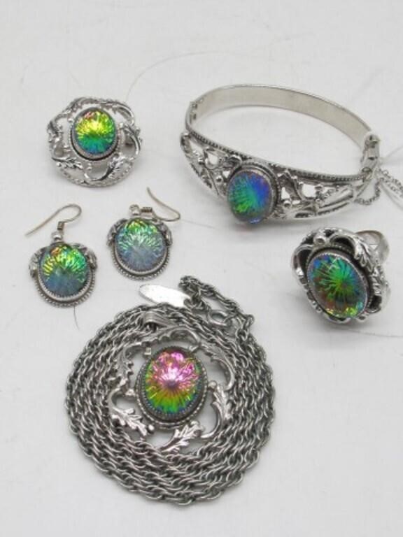 WHITING & DAVIS 6 PIECE JEWELRY SET $150 VALUE