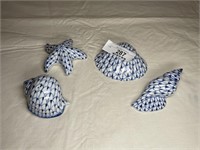 4 Blue/white coastal home accents