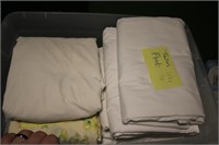 Tote of full and twin sheets