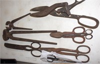 Box lot - metal shears; (2) dozen nippers &