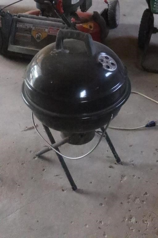 Small Table Top Charcoal Grill