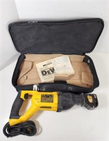 GUC DeWalt DWE305 Heavy Duty Sawzall in Soft Case