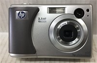 HP PHOTOSMART DIGITAL CAMERA