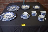 Imari  Blossom 4 cups, 4 saucers, 3 dinner plates