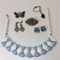 6 pc of Costume Jewelry
