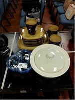 14 pieces assorted kitchenware