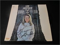 Lynn Anderson Signed Album Direct COA