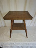 Vintage Oak Table 24 x 24 x 26 & 1/4"