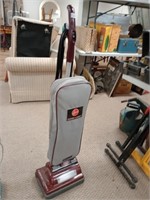 Hoover vacuum