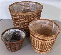 Lot of Woven Basket Trash Cans