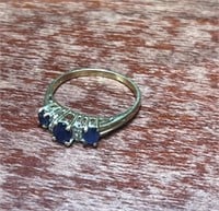 14k Yellow Gold Ring Size 8 Blue Stones