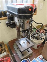 Bench top drill press, 1/4 HP, working
