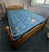 Queen Guest Room Mattress & Boxspring (2)