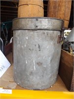 Galvanized Lidded Tub