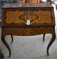 Italian inlaid ladies writing desk: drop front and
