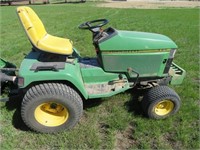 JD 445 Ride On Tractor, 906 hrs. showing,