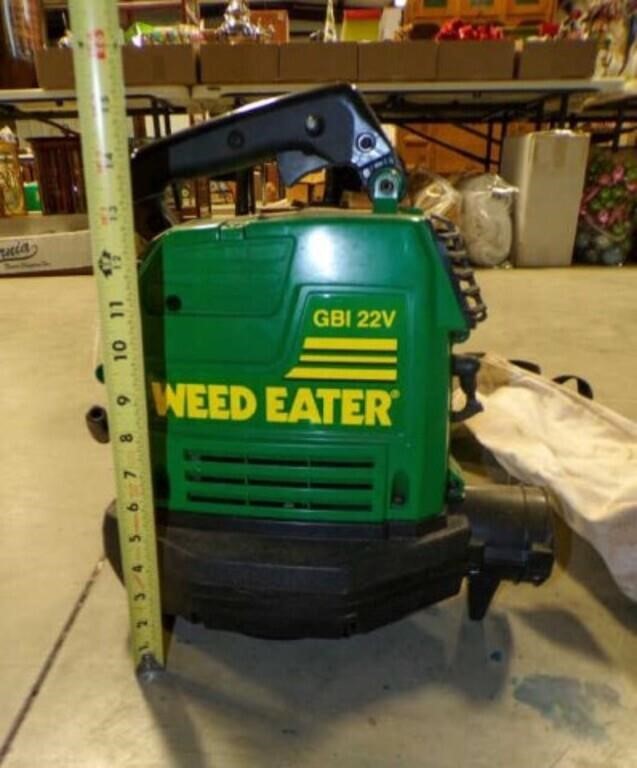 Weed Eater GBI 22V gas powered blower/vac