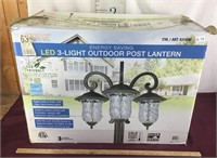 NIB LED 3-light Outdoor Post Lantern, Innova